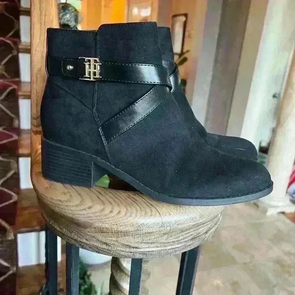 Tommy Hilfiger black booties 9. Brand new never worn. 2” heel. Gold accents - Picture 8 of 15